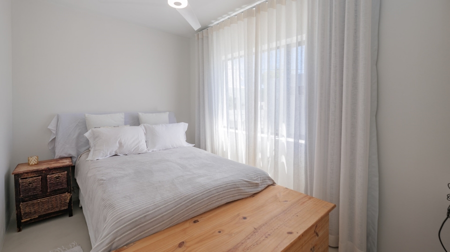 6 Bedroom Property for Sale in Agulhas Western Cape